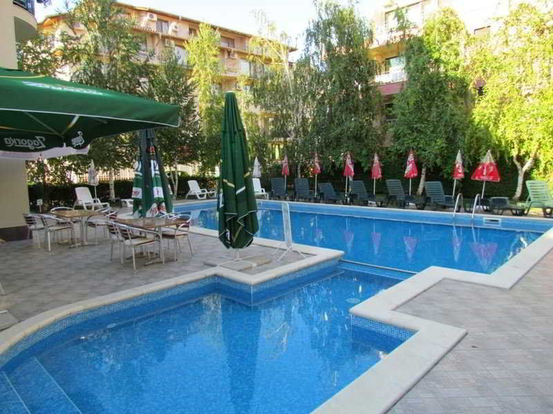 Family Hotel Aurelia Sunny Beach Esterno foto