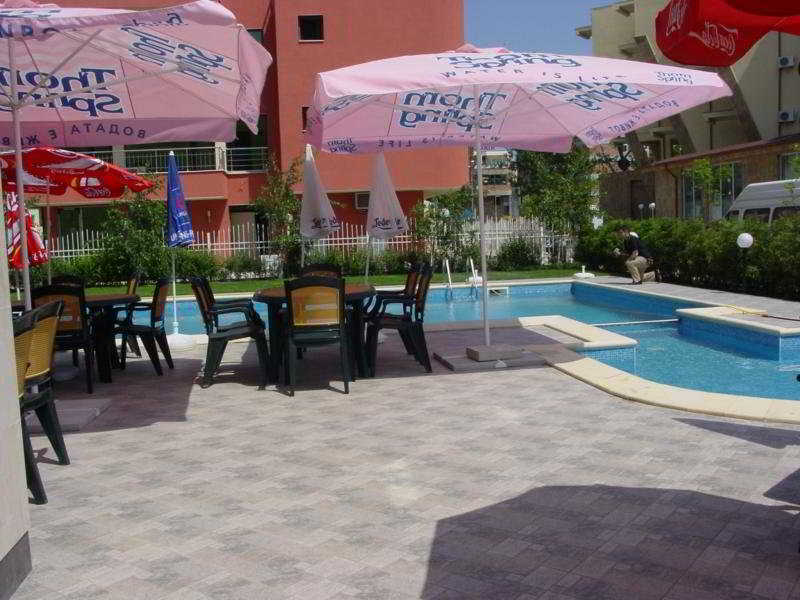 Family Hotel Aurelia Sunny Beach Esterno foto