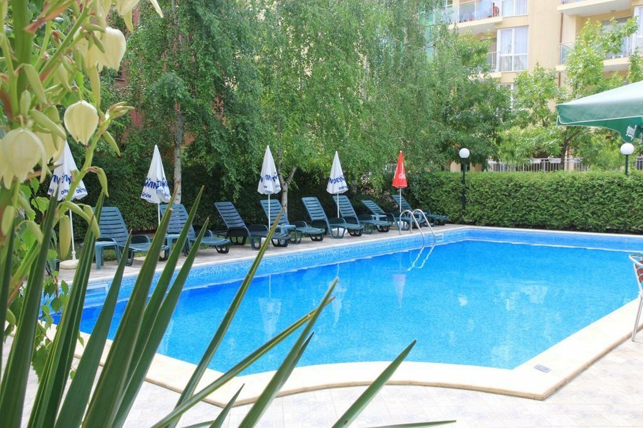 Family Hotel Aurelia Sunny Beach Esterno foto